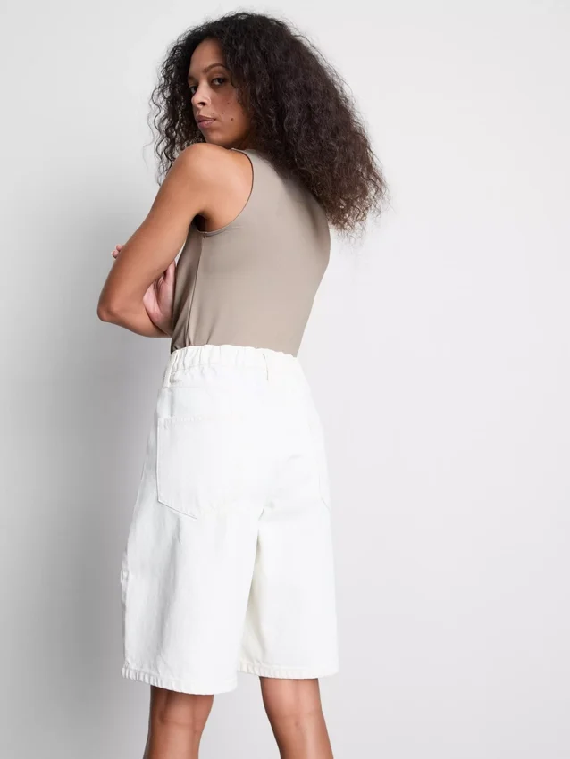 Tanktop mit quadratischem Ausschnitt