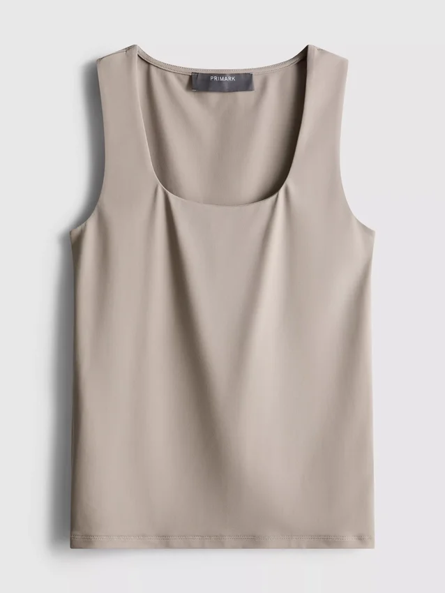 Tanktop mit quadratischem Ausschnitt