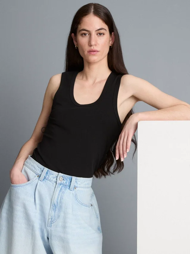 Tanktop mit U-Ausschnitt und Racerback