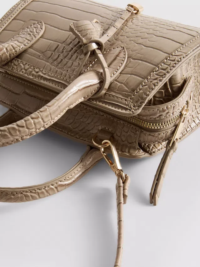 Tasche mit Krokodil-Optik