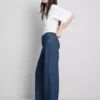 The Edit Jeans aus Baumwoll-Denim mit geradem Bein