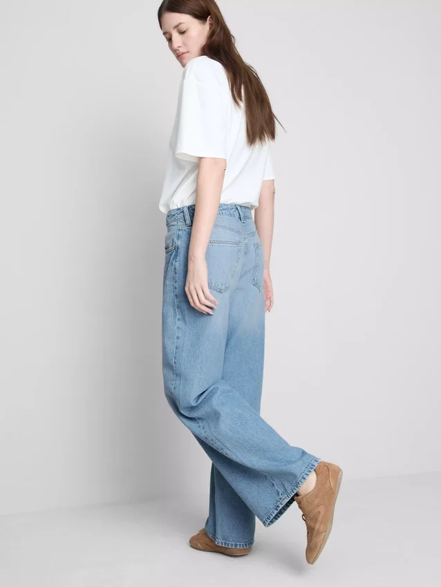 The Edit Jeans aus Baumwoll-Denim mit geradem Bein