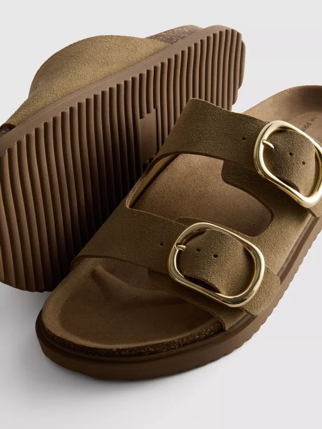 The Edit-Sandalen mit zwei Schnallenriemen