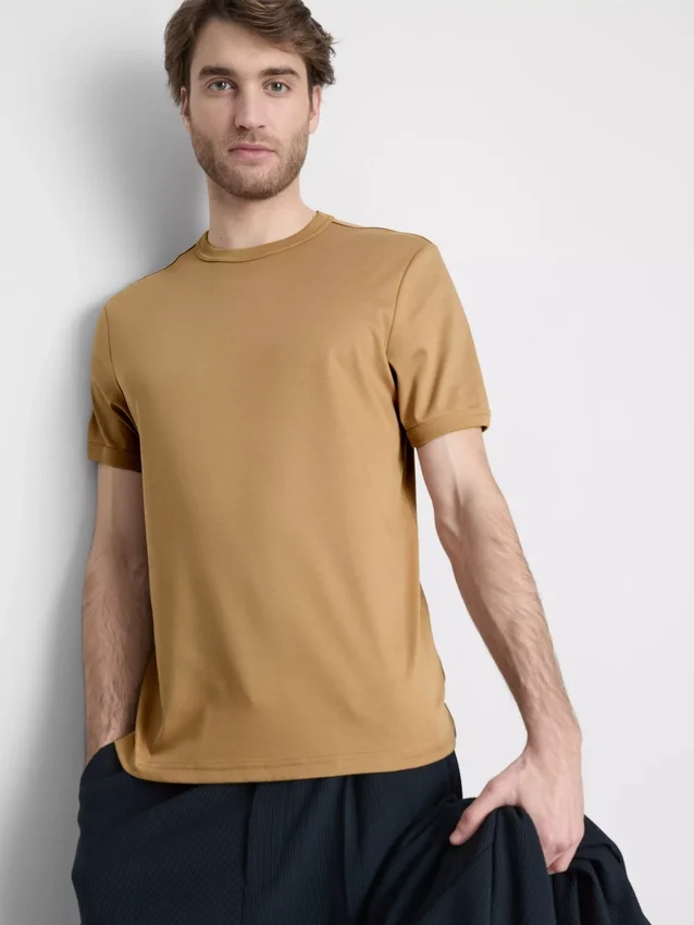 The Edit T-Shirt aus merzerisiertem Stoff in Slim-Fit-Passform