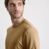 The Edit T-Shirt aus merzerisiertem Stoff in Slim-Fit-Passform