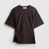 The Edit-T-Shirt mit Rüschen und asymmetrischem Schnitt