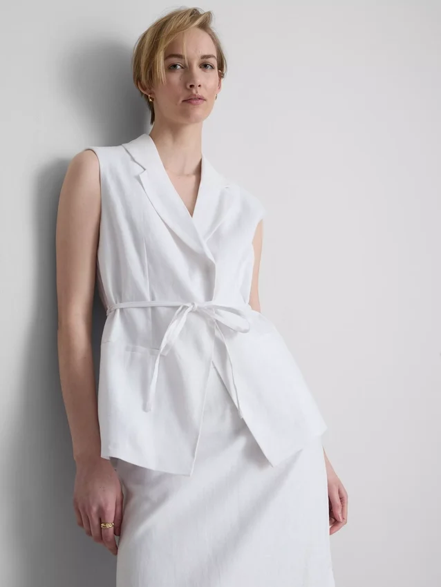 The Edit-Top aus Leinen mit Bindedetail