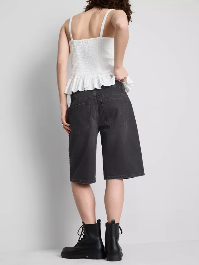 The Primark Scene | Baumwoll-Denim-Shorts mit Nieten