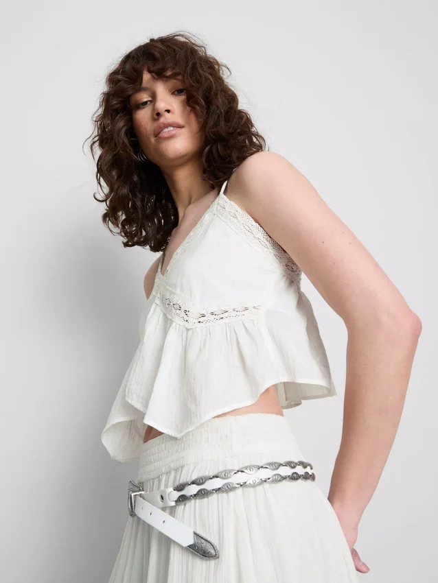 The Primark Scene | Baumwoll-Top mit Broderie-Muster, V-Ausschnitt und Spaghettiträgern