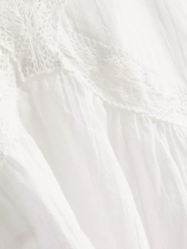 The Primark Scene | Baumwoll-Top mit Broderie-Muster, V-Ausschnitt und Spaghettiträgern