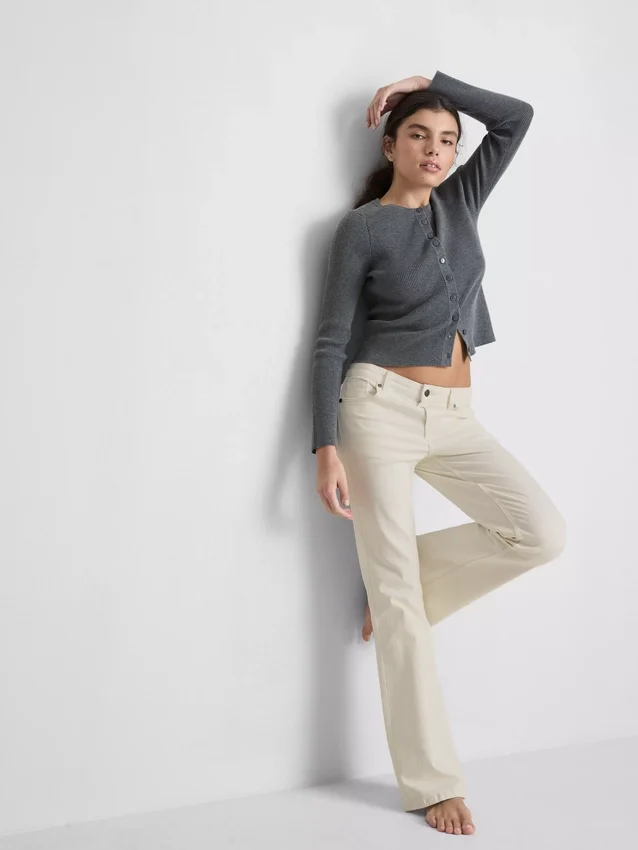 The Primark Scene | Flared-Jeans mit niedriger Leibhöhe