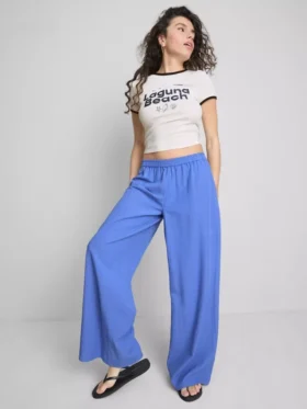 The Primark Scene | Kurzes «Laguna Beach»-Baby-T-Shirt
