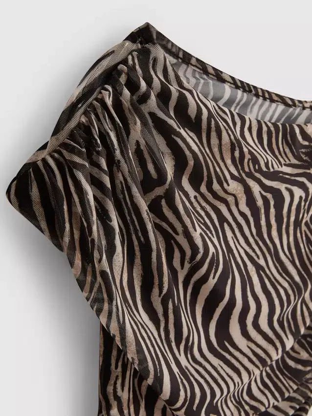 The Primark Scene | Kurzes, schulterfreies, transparentes Top