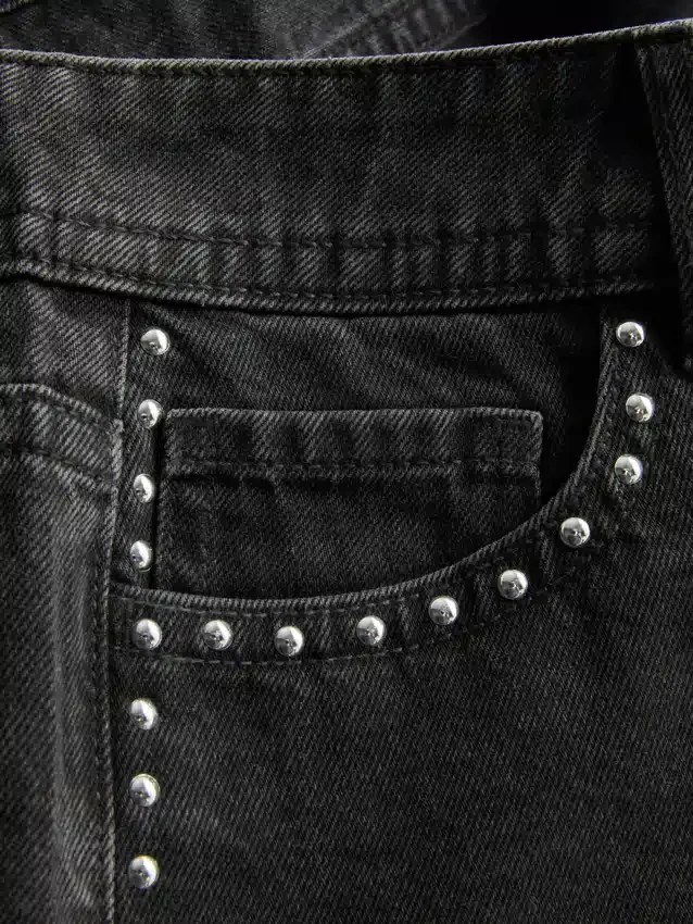 The Primark Scene | Mikro-Shorts aus Baumwoll-Denim mit Nieten