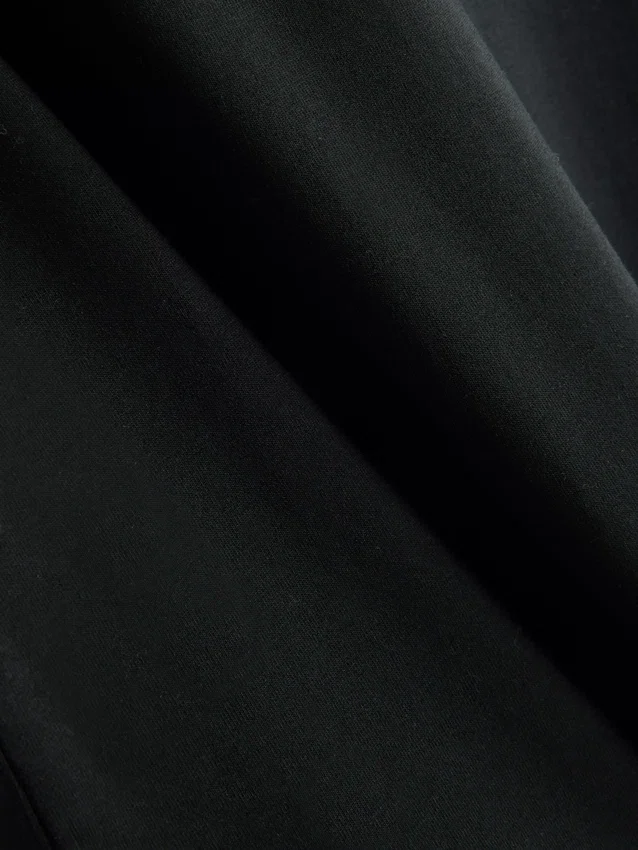 The Primark Scene | Mini-Kleid mit Trägern und kontrastfarbenen Paspeln