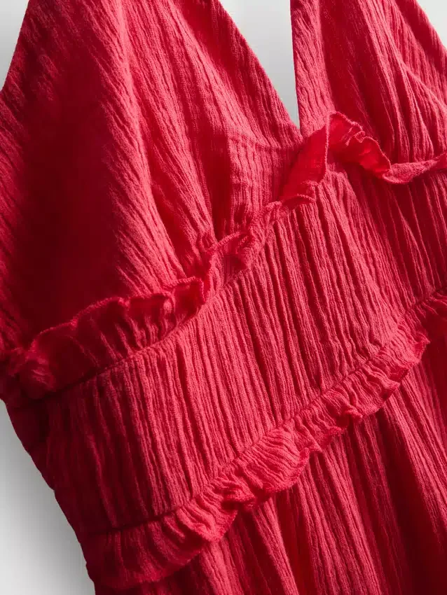The Primark Scene | Minikleid mit Knitter-Rüschen