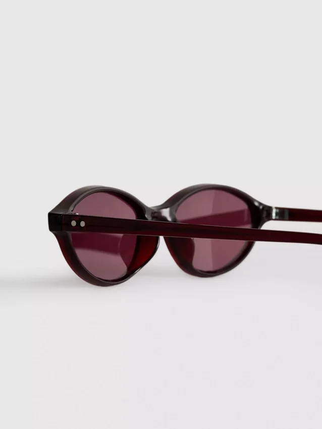 The Primark Scene | Schlanke, ovale Sonnenbrille