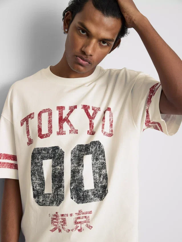Tokyo Kurzarm-T-Shirt mit Used-Look und Grafikprint