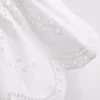 Top aus Baumwollmischung mit Broderie-Verzierung und Knoten vorne