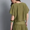 Top mit ausgestelltem Saum