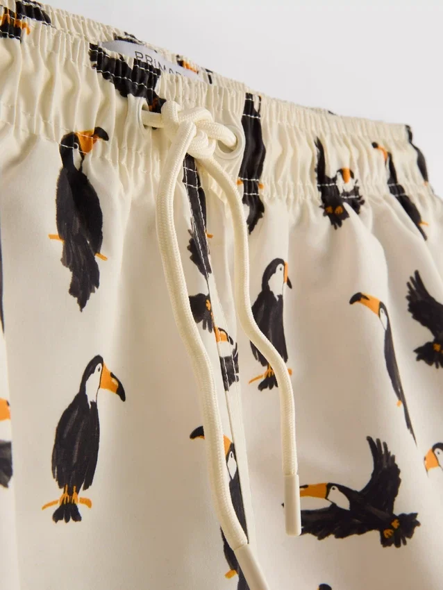 Toucan-Shorts mit Kordelzug am Bund