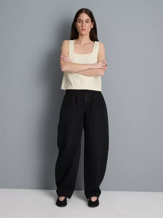 Ultimative Baumwoll-Denim-Jeans mit ausgestelltem Bein