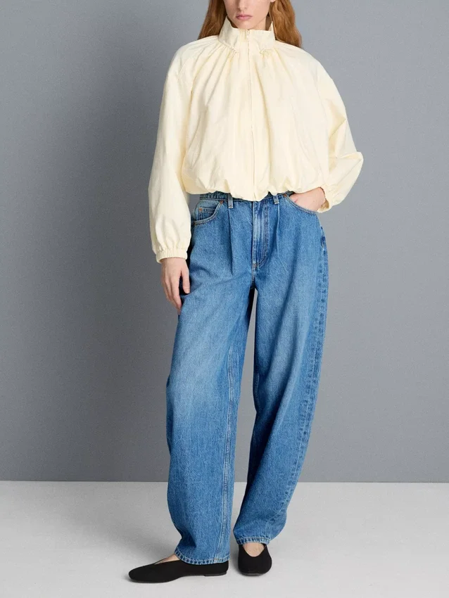 Ultimative Baumwoll-Denim-Jeans mit ausgestelltem Bein