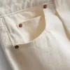 Ultimative Baumwoll-Denim-Jeans mit ausgestelltem Bein