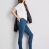 Ultimative Skinny-Jeans mit hoher Taille