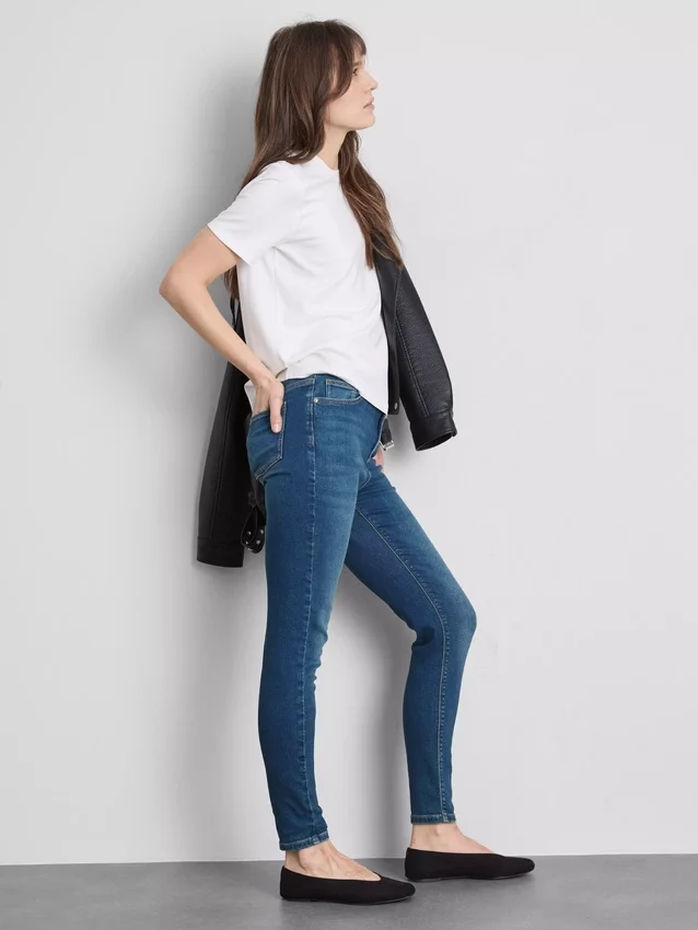 Ultimative Skinny-Jeans mit hoher Taille