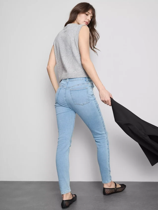 Ultimative Skinny-Jeans mit hoher Taille