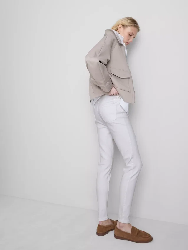 Ultimative Skinny-Jeans mit hoher Taille
