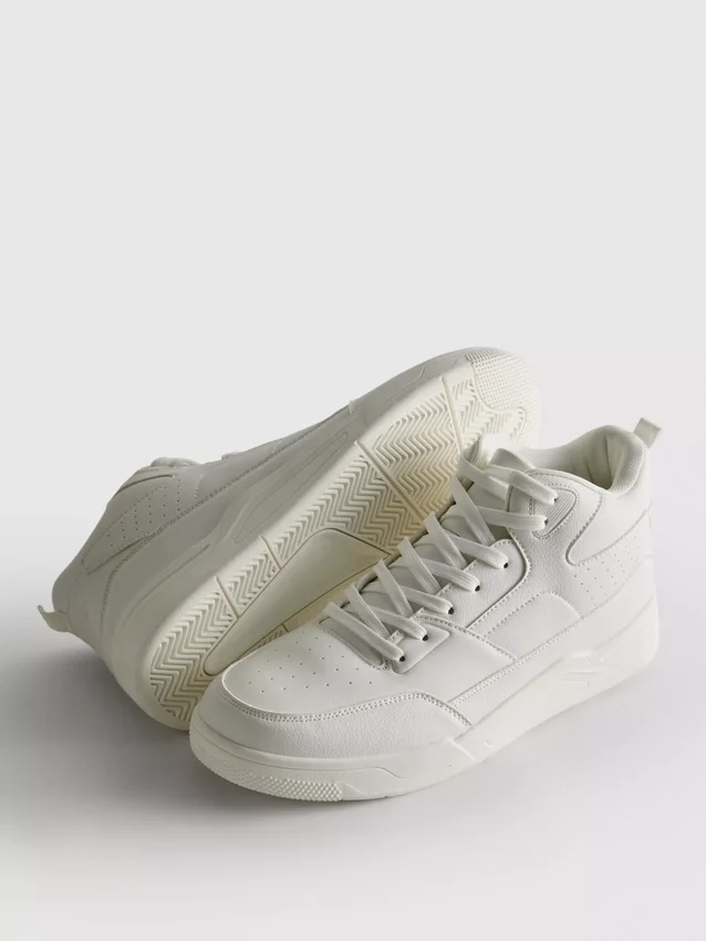 Unverzichtbare High-Top-Sneaker