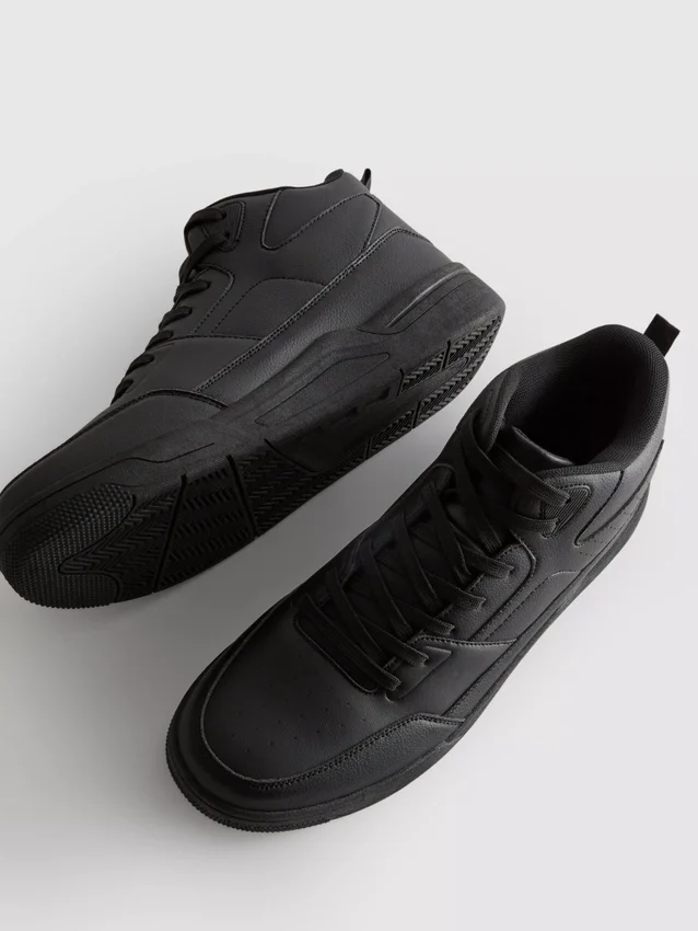 Unverzichtbare High-Top-Sneaker