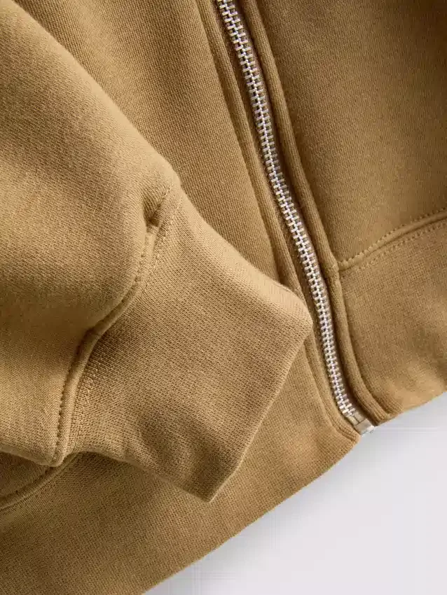 Unverzichtbarer Hoodie mit Reissverschluss