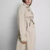 Unverzichtbarer Trenchcoat mit Gürtel