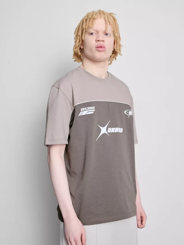 Urban Studio zweifarbiges T-Shirt