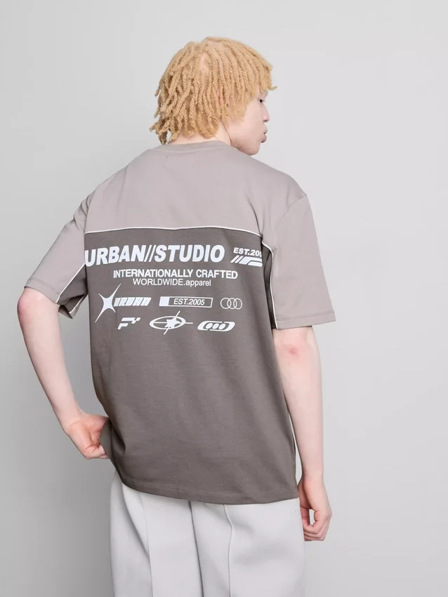 Urban Studio zweifarbiges T-Shirt