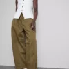Utility-Hose mit weitem Bein und Nahtdetails