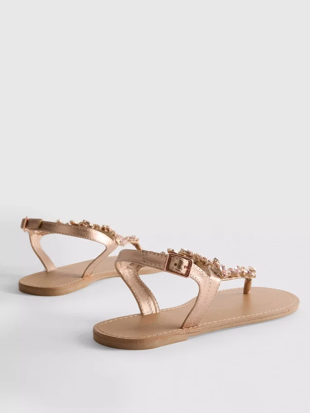 Verzierte Zehensandalen