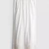 Weit geschnittene, bestickte Baumwoll-Hose