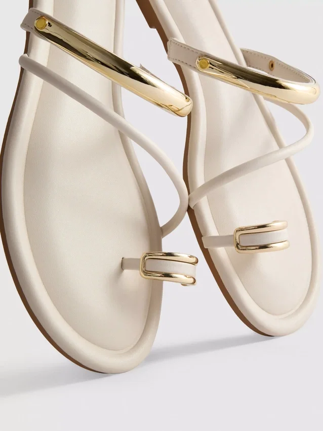Zehensandalen
