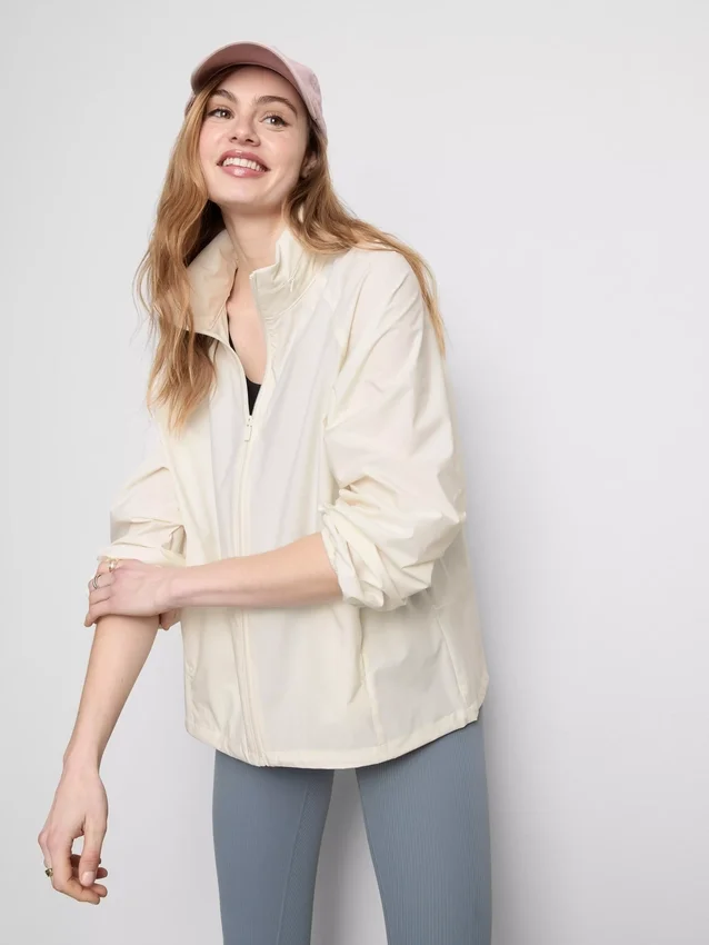 Zusammenrollbare Regenjacke mit Reissverschluss