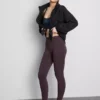 Zusammenrollbare Regenjacke mit Reissverschluss