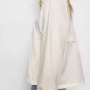 Zusammenrollbare Regenjacke mit Reissverschluss