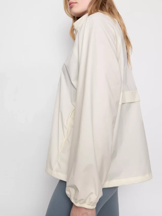 Zusammenrollbare Regenjacke mit Reissverschluss